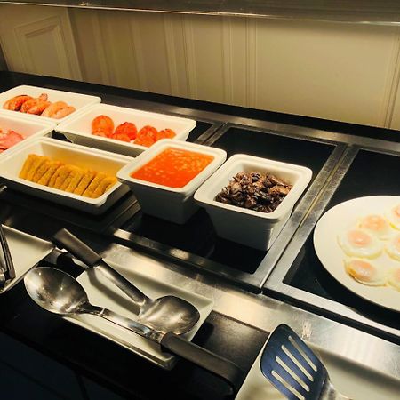 Yorkshire Gateway Hotel South Milford Екстериор снимка
