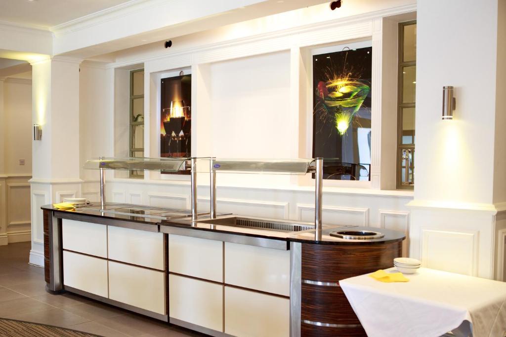 Yorkshire Gateway Hotel South Milford Екстериор снимка