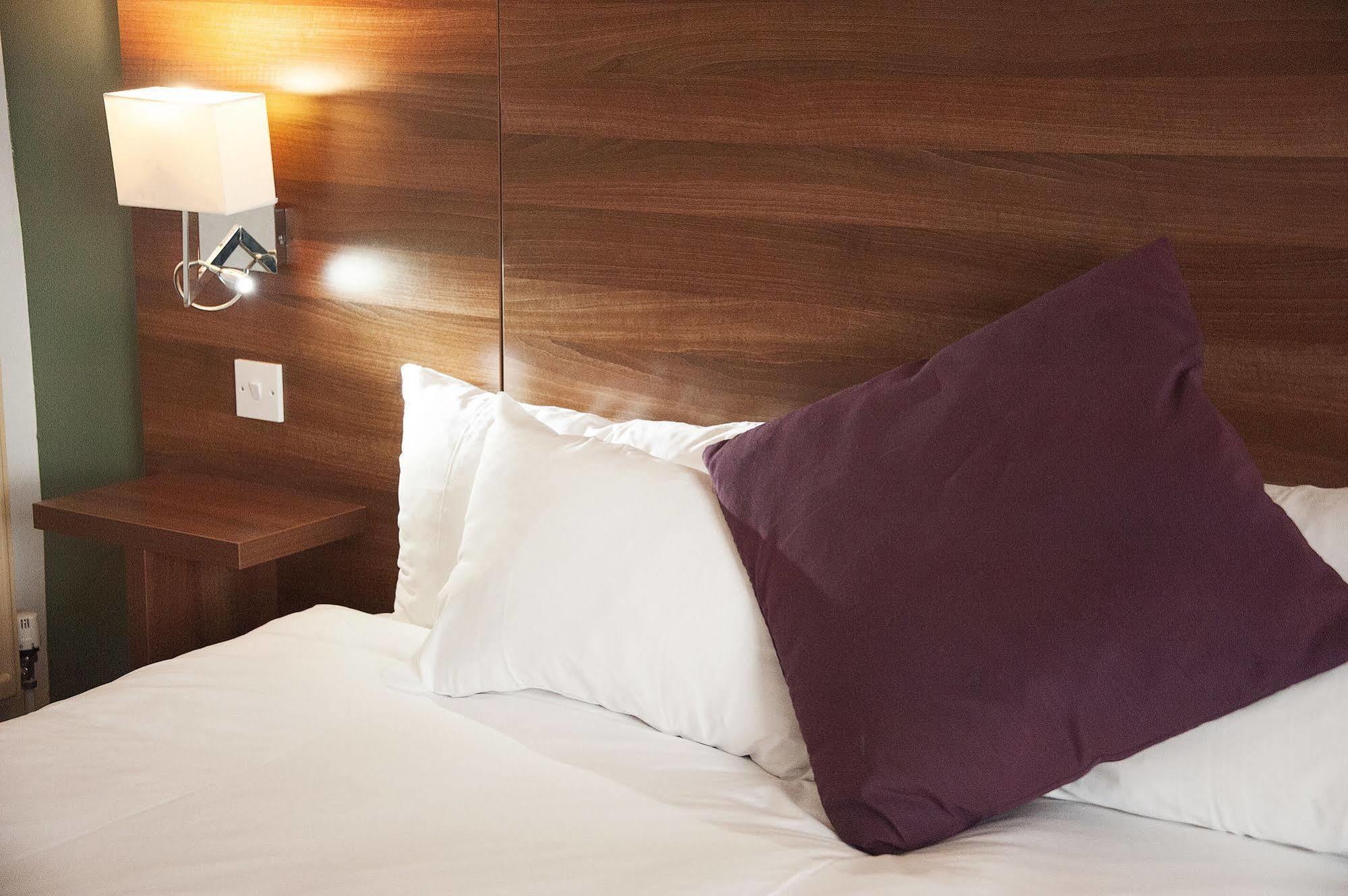 Yorkshire Gateway Hotel South Milford Екстериор снимка