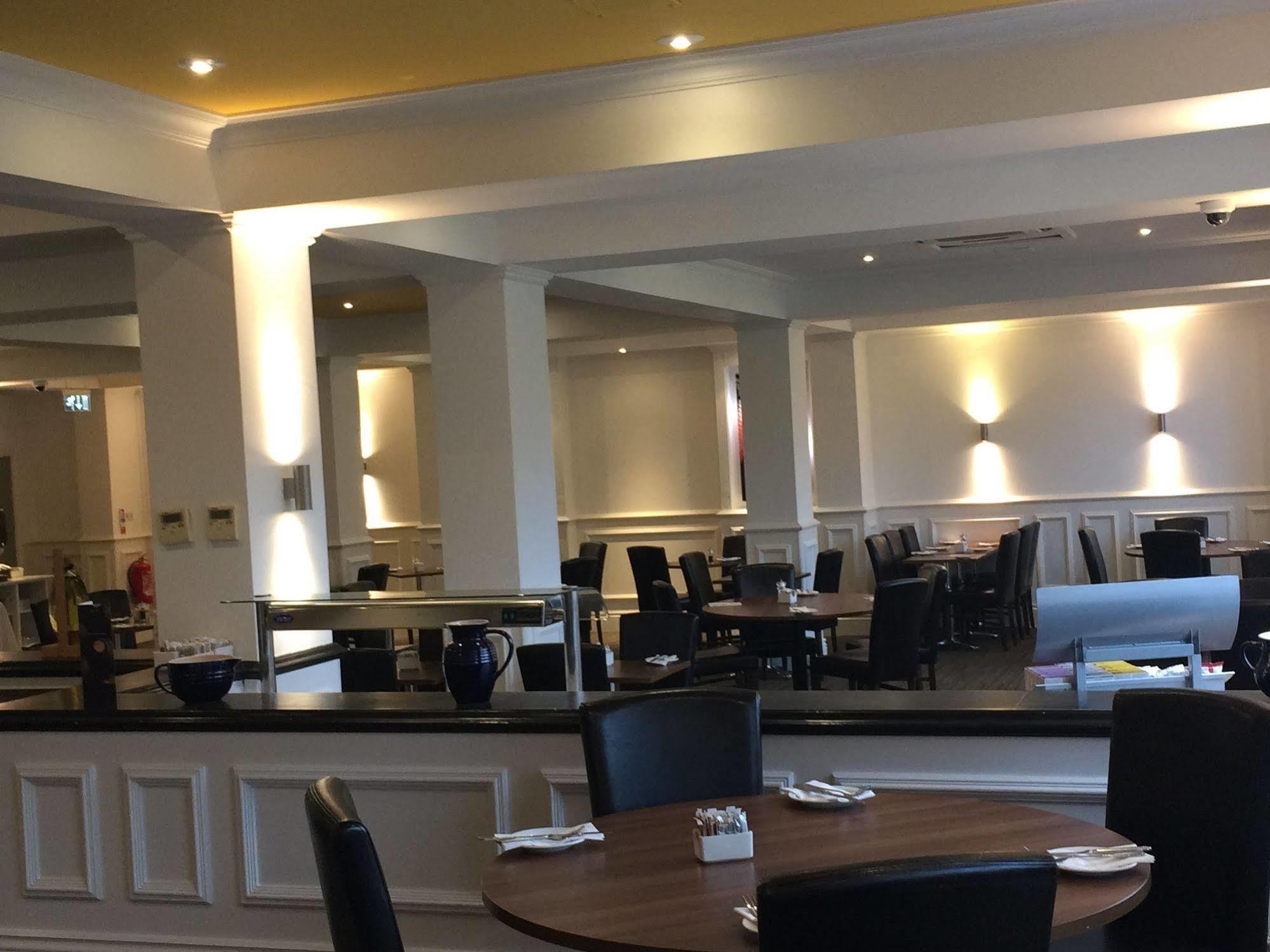 Yorkshire Gateway Hotel South Milford Екстериор снимка