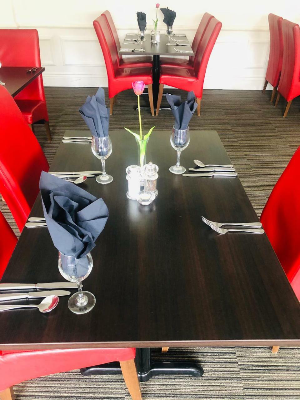Yorkshire Gateway Hotel South Milford Екстериор снимка